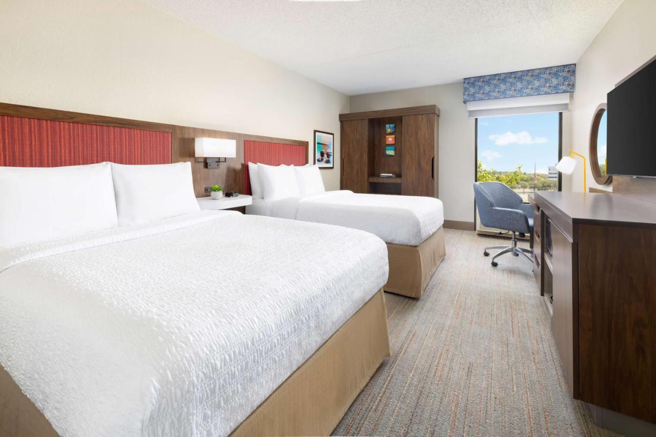 Hampton Inn Long Island/Islandia Exteriér fotografie